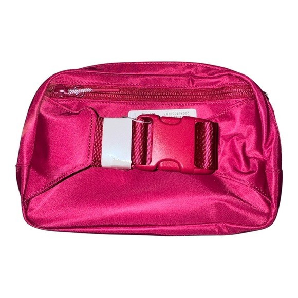 Lululemon Everywhere Belt Bag Large 2L Rumble Berry Pink NWT Sold Out - Picture 2 of 5